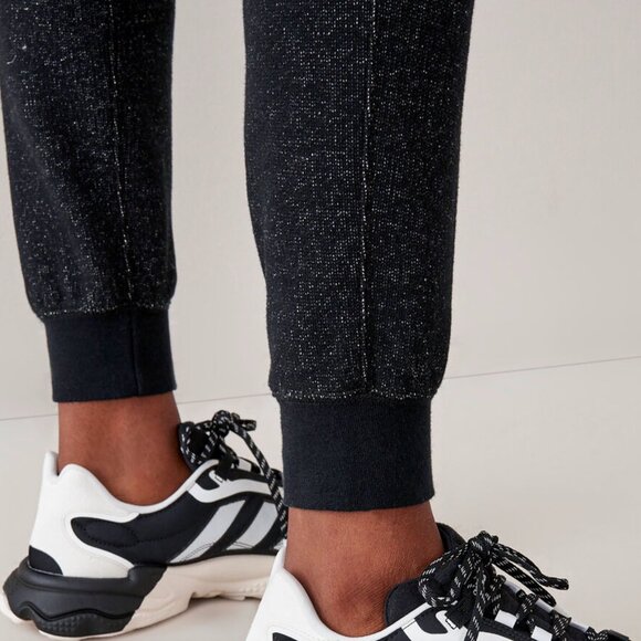 Roots Slim Cuff Women's Sweatpants – Small Tall Length – 30" Inseam - Picture 3 of 13